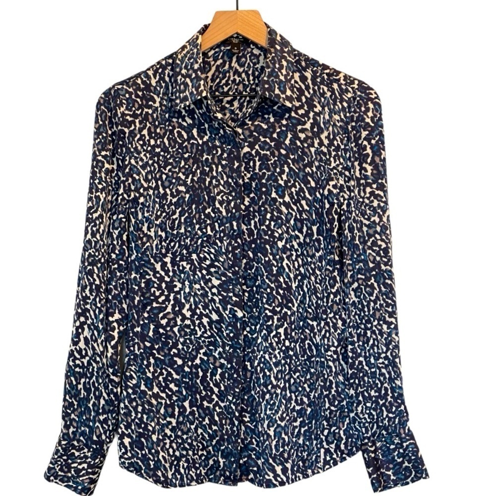 Ann Taylor Blue and White Patterned Button-Down Shirt